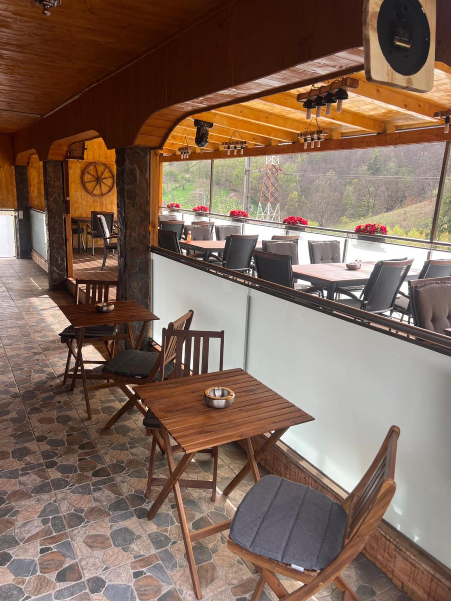 Gasthaus Casa Kugler Anina Esterno foto